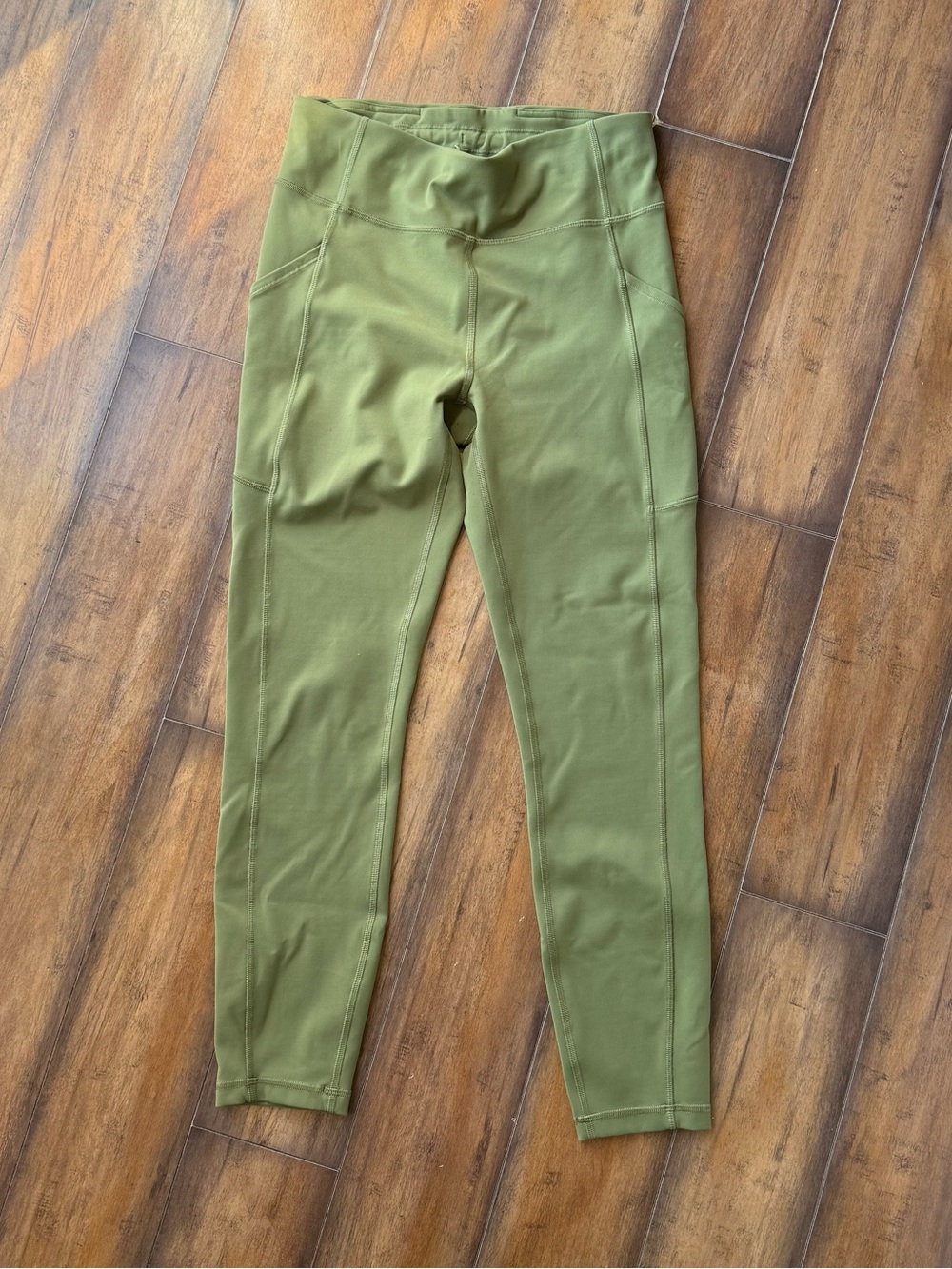 Lululemon Olive Green Womens Leggings, Size 8, 24 in, Pockets